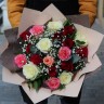 Букет из разноцветных роз #R2018